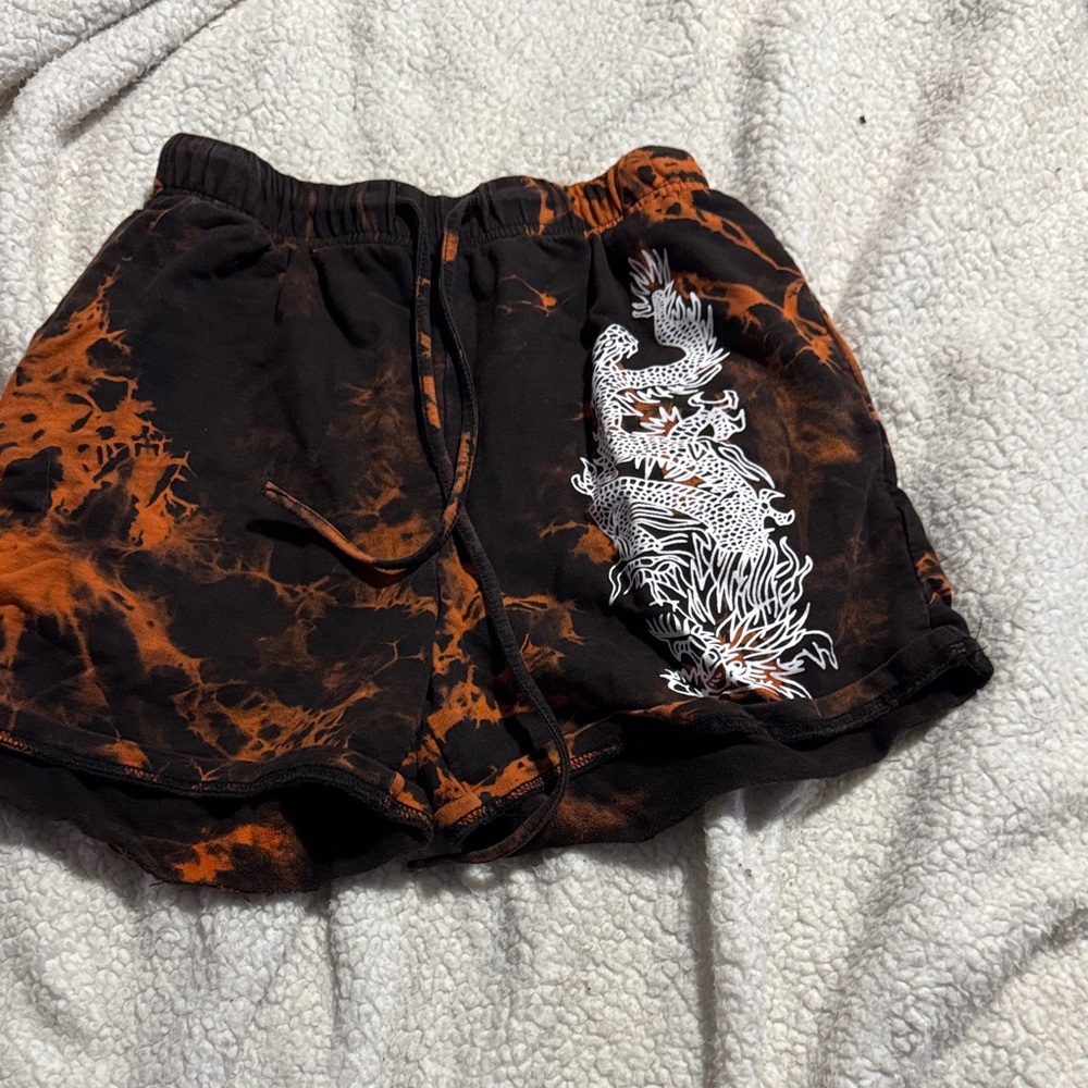 SHEIN Black and Orange Dragon Print Women's Athletic Shorts